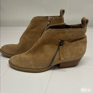 Nine West Suede Tan Ankle Boots